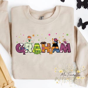 Camiseta de Muppets Show con nombre personalizado para niños, camiseta personalizada con vaso de precipitados de Disney Kermit Gonzo, regalo familiar de vacaciones en Disneyland