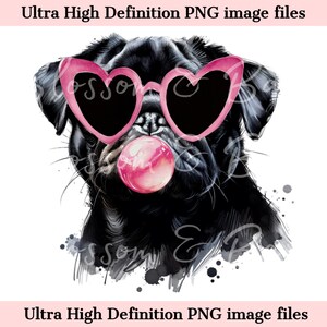 Retrato de perro de acuarela PNG con dibujo de pug negro digital - Descarga para sublimación de camiseta de perro pug negro con gafas de corazón - Seguro para uso comercial