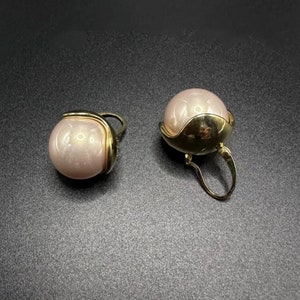Imitation pearl earrings