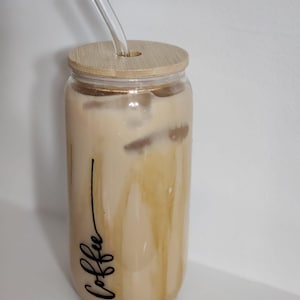 Coffee- glass iced coffee cup with bamboo lid ans glass straw. 18 oz glass tumbler