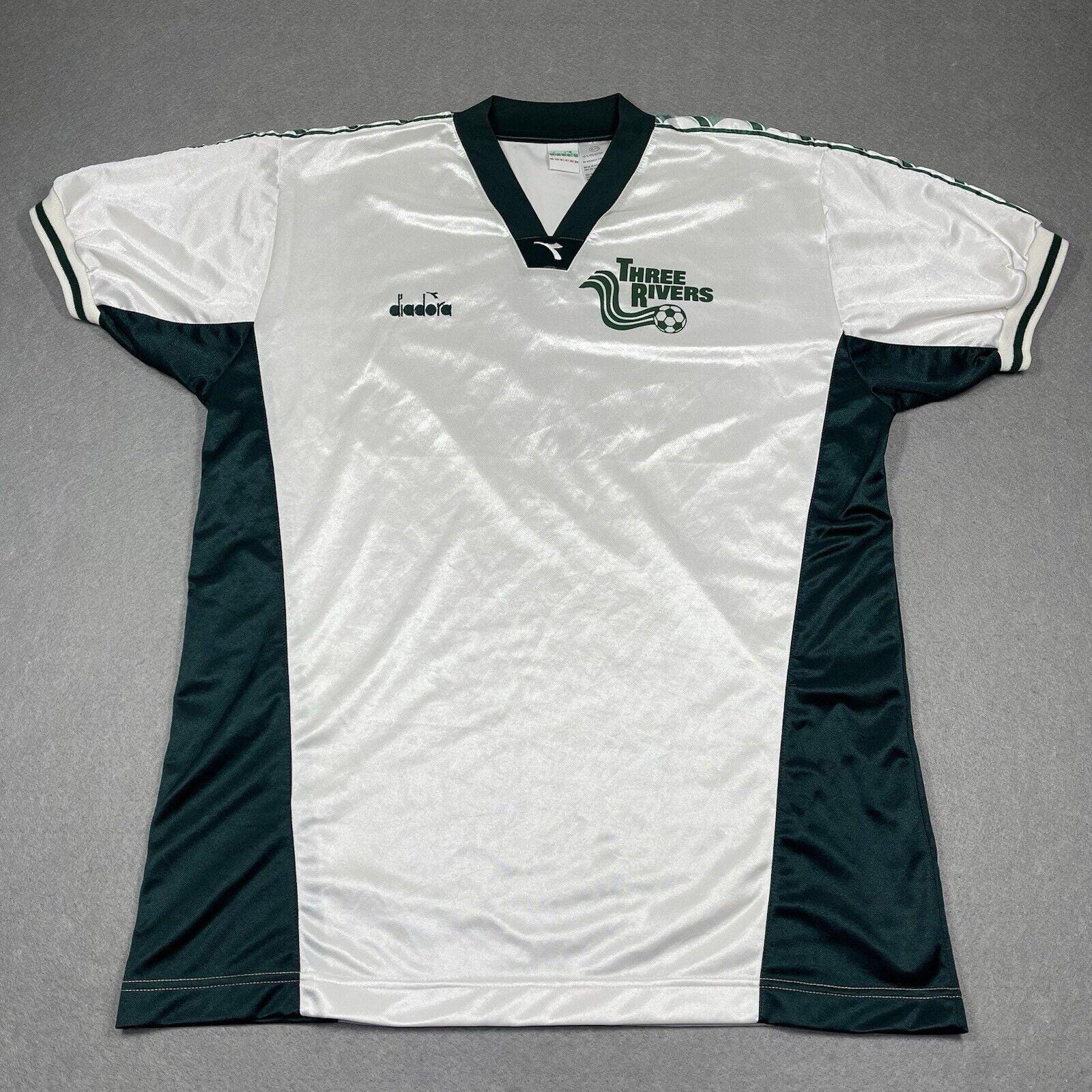 Pécsi MFC Away football shirt 2005 - 2006