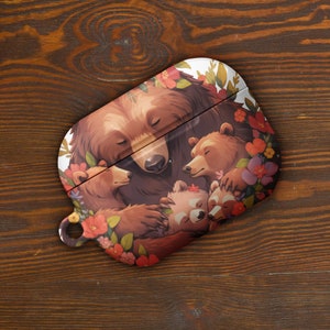 Cute mama bear and cubs Airpods Case