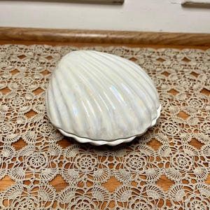 Vintage Iridescent Ceramic White Sea Shell Trinket Dish with Lid