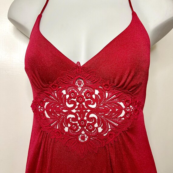 Red Lace Roberta