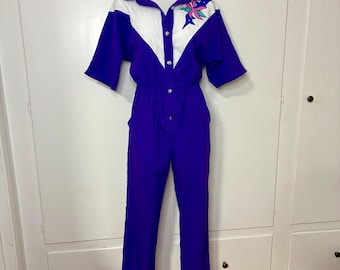Macacão utilitário leve roxo vintage dos anos 80 com gola bordada