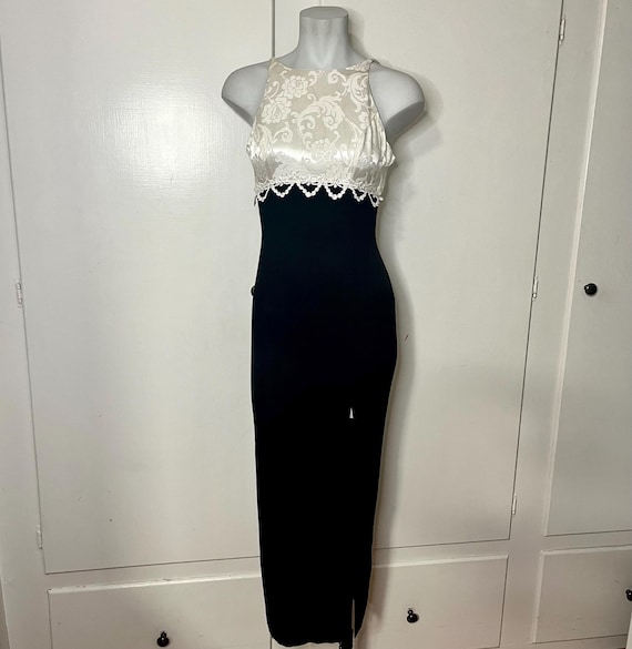 jessica mcclintock black and white lace dress Jessica McClintock vintage women's black and white embroidered lace cape  dress 4