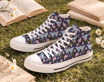 Chaussures montantes rétro en toile papillon lunaire, baskets Night Magic Fairycore, chaussures Dark Academia, chaussures gothiques célestes, cadeau pour fan de romance