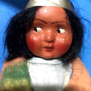 1930-40 Vintage Skookum 6 1/2&quot; Bully Good Indian doll