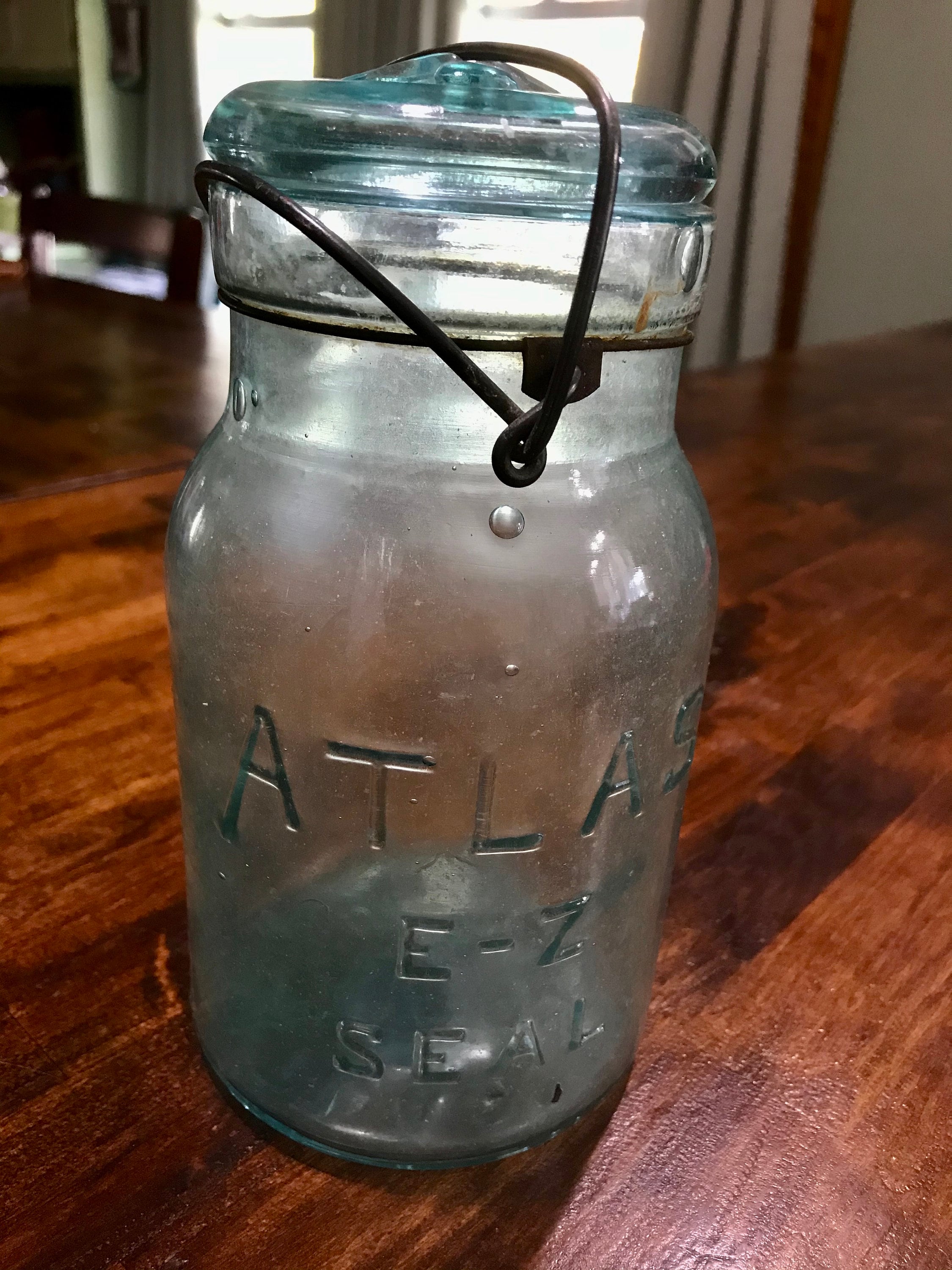 Vintage No 8 E-Z Seal Atlas Blue Green Jar Bubbles in Glass Wire