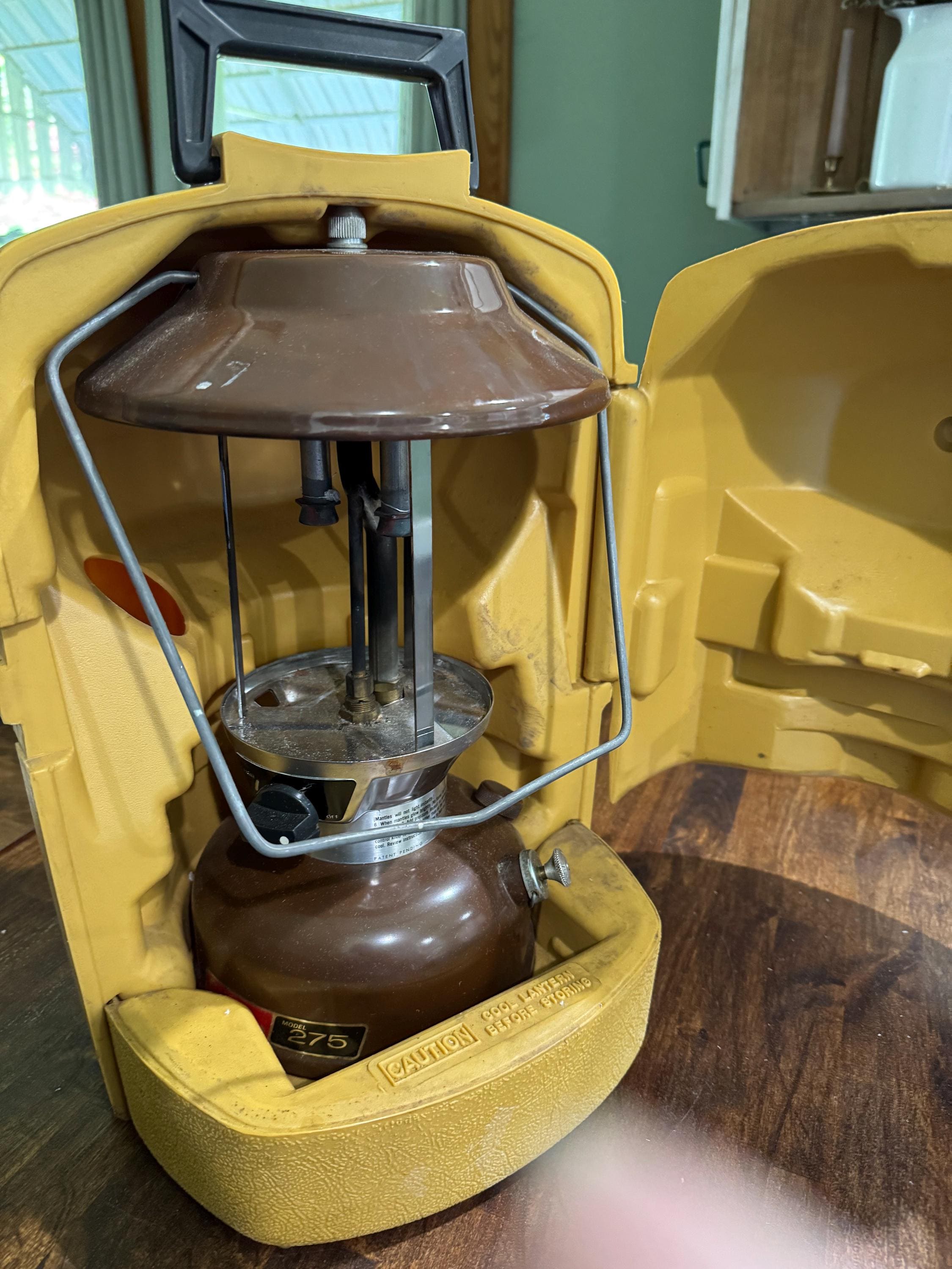 1978 Brown Coleman Lantern Model 275 With a Yellow Case - Etsy