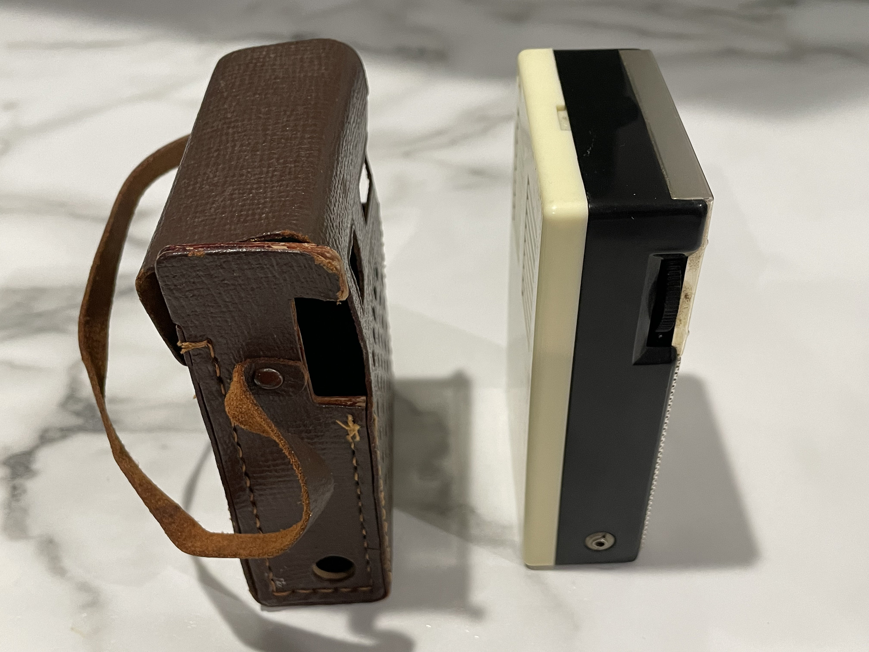 1960 Jupiter Ranger Six Transistor Radio and Case - Etsy