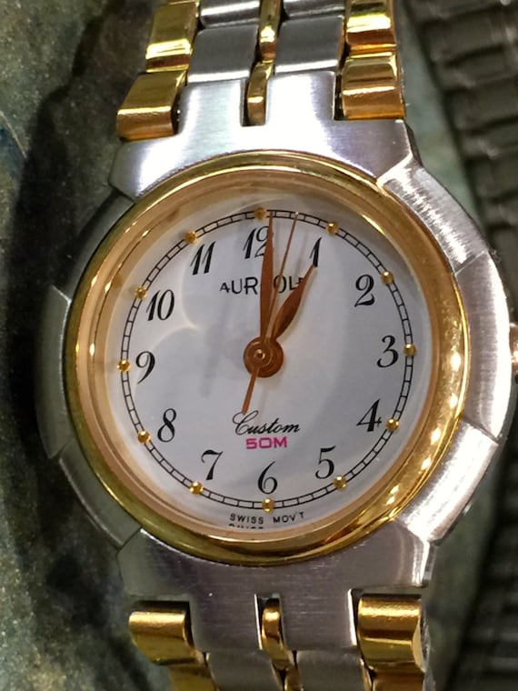Vintage Aureole Ladies Quartz Wrist Watch 1960 Era - Etsy 日本 Vintage Aureole Ladies Quartz Wrist Watch 1960 Era - Etsy 日本