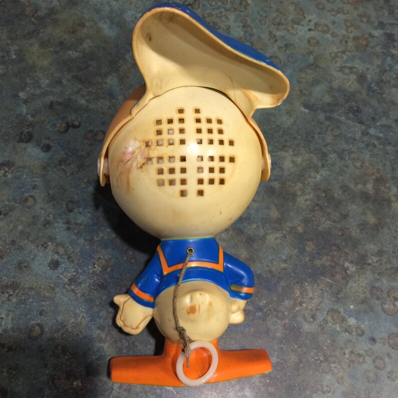 donald duck pull string toy