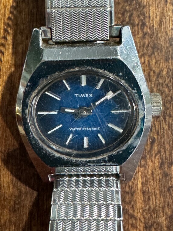 1970's Gold Tone Tiny Pocket Watch and 2 Wrist Wa… - image 4
