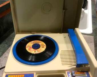 Vintage 1978 Fisher Price Record Player Model 825 Blue 33 RPM and 45 RPM
