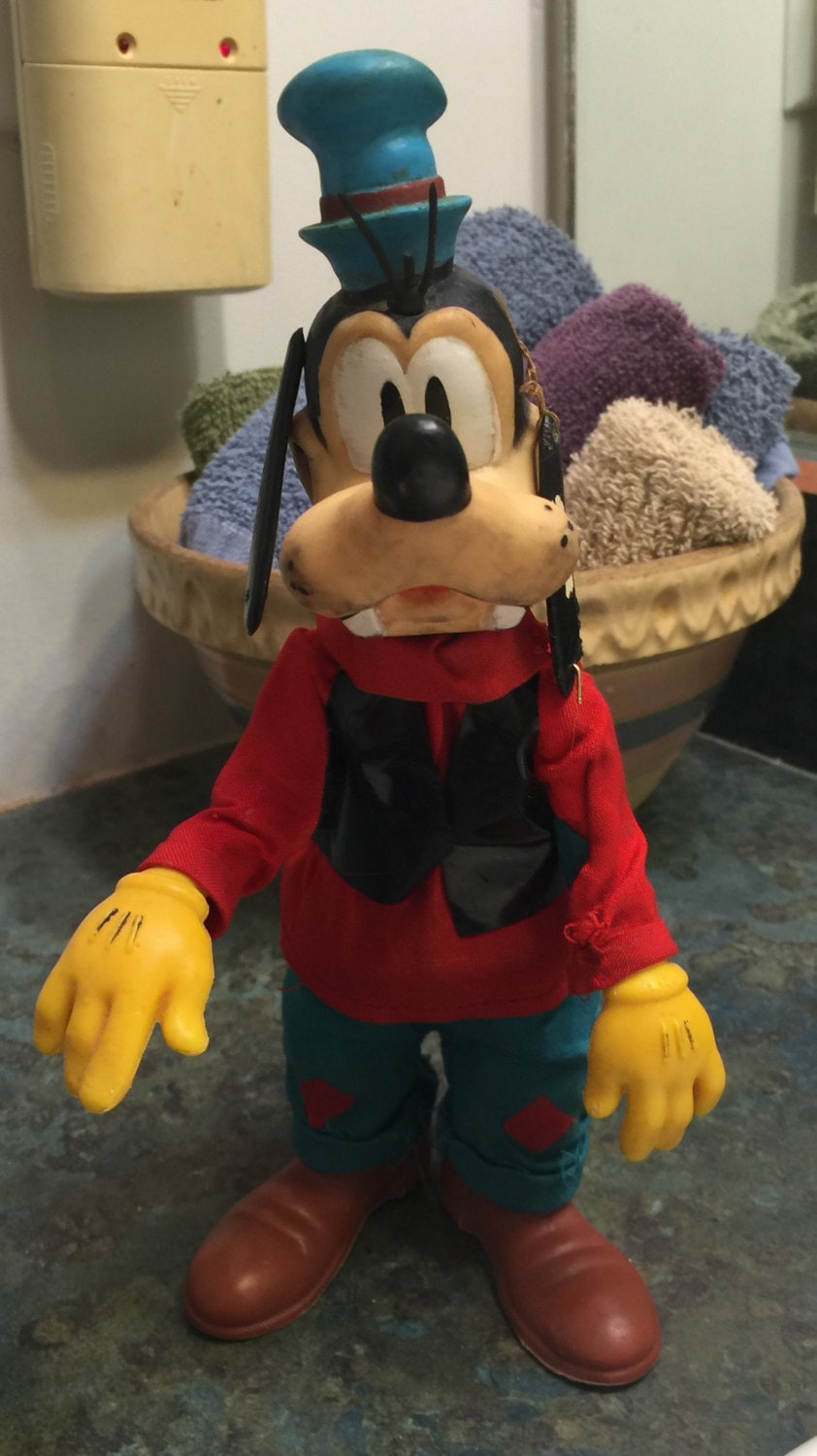 Vintage Hard Rubber and Plastic Dakin Goofy Walt Disney Toy