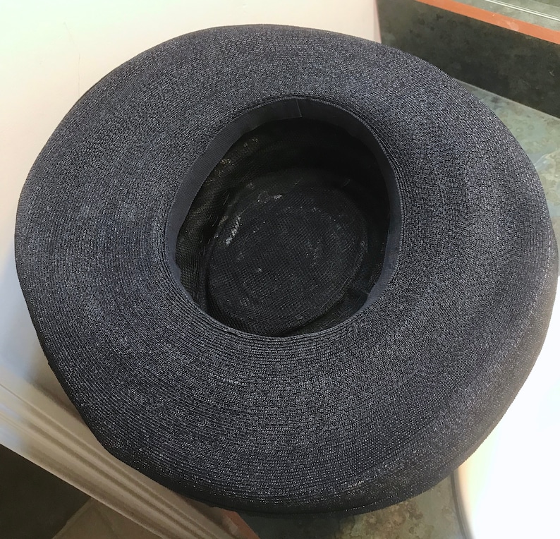 Vintage Woven Navy Blue Cartwheel Hat with Rolled Edges 1950/'s