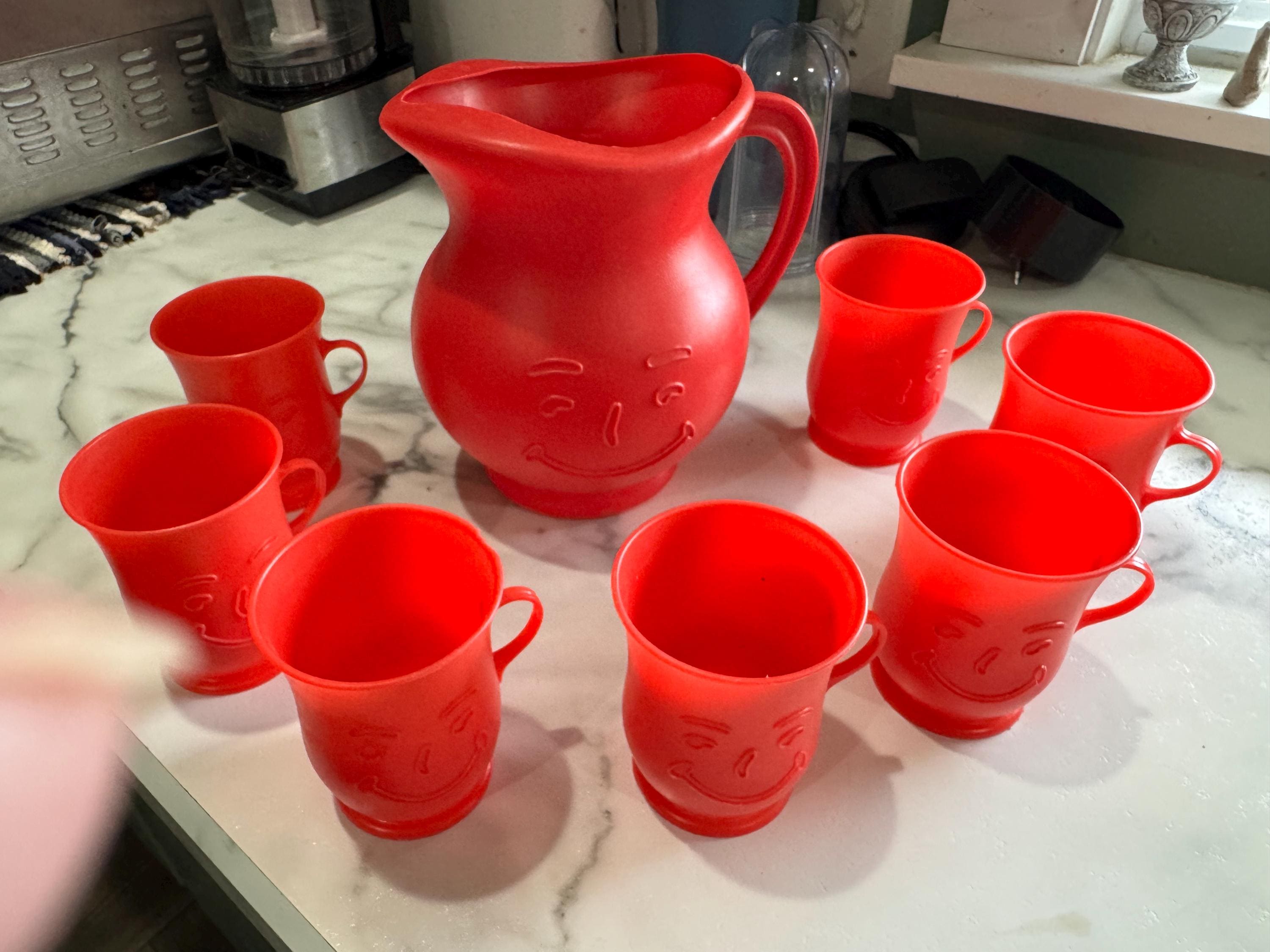 1970's Kool-aid Man Red Pitcher and 7 Red Cups - Etsy Norway
