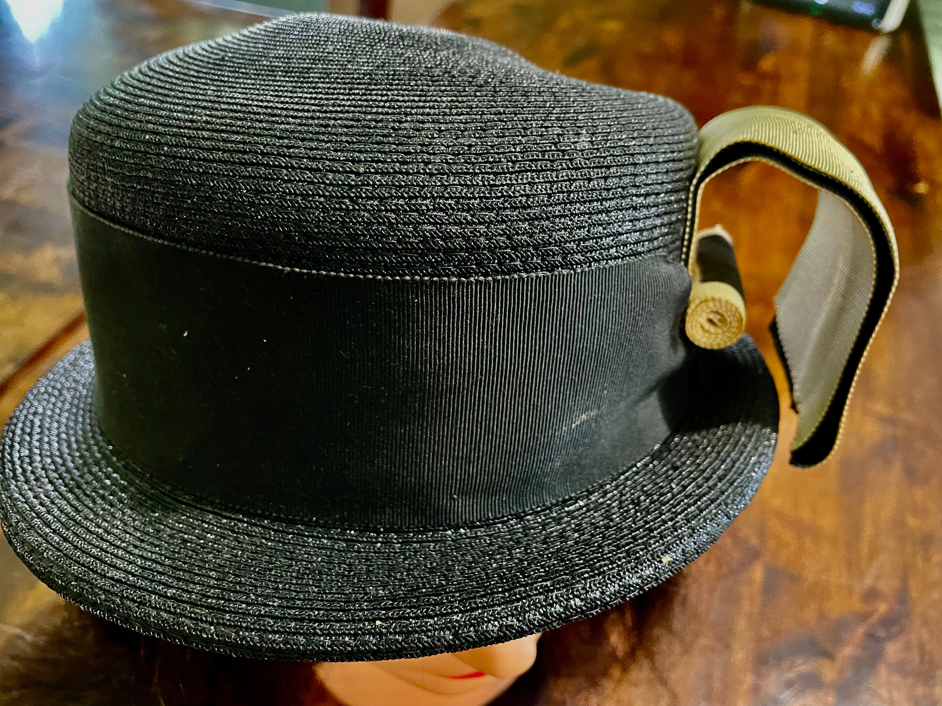 Wm. H. Block Hat Box Vintage Indianapolis 1950 main image 2