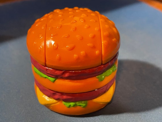 Big Mac Tasty looking Big Mac ad from 1979 | SwipeFile