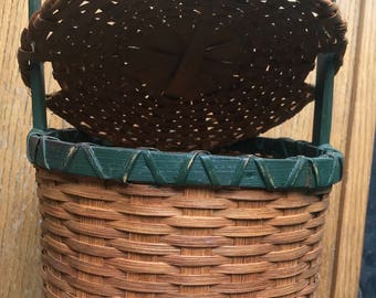 Vintage Sewing or Egg Basket with Lid