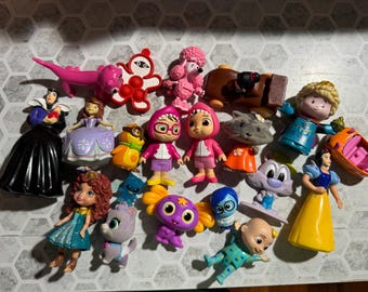 Qty of 20 Vintage Fast Food Toys (Inventory No 2)