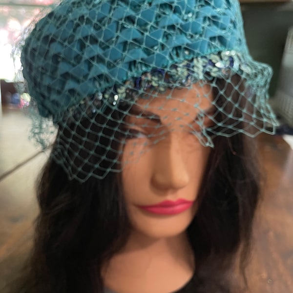 1950's Turquoise Woven Ribbon and Netting Pillbox Hat