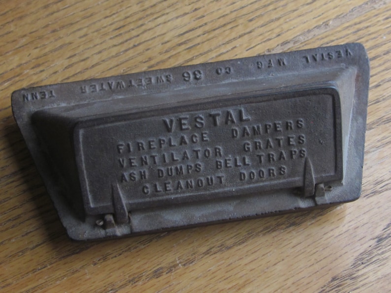 Vestal Fireplace Damper Advertising Sman Sample Ashtray 1940 Era