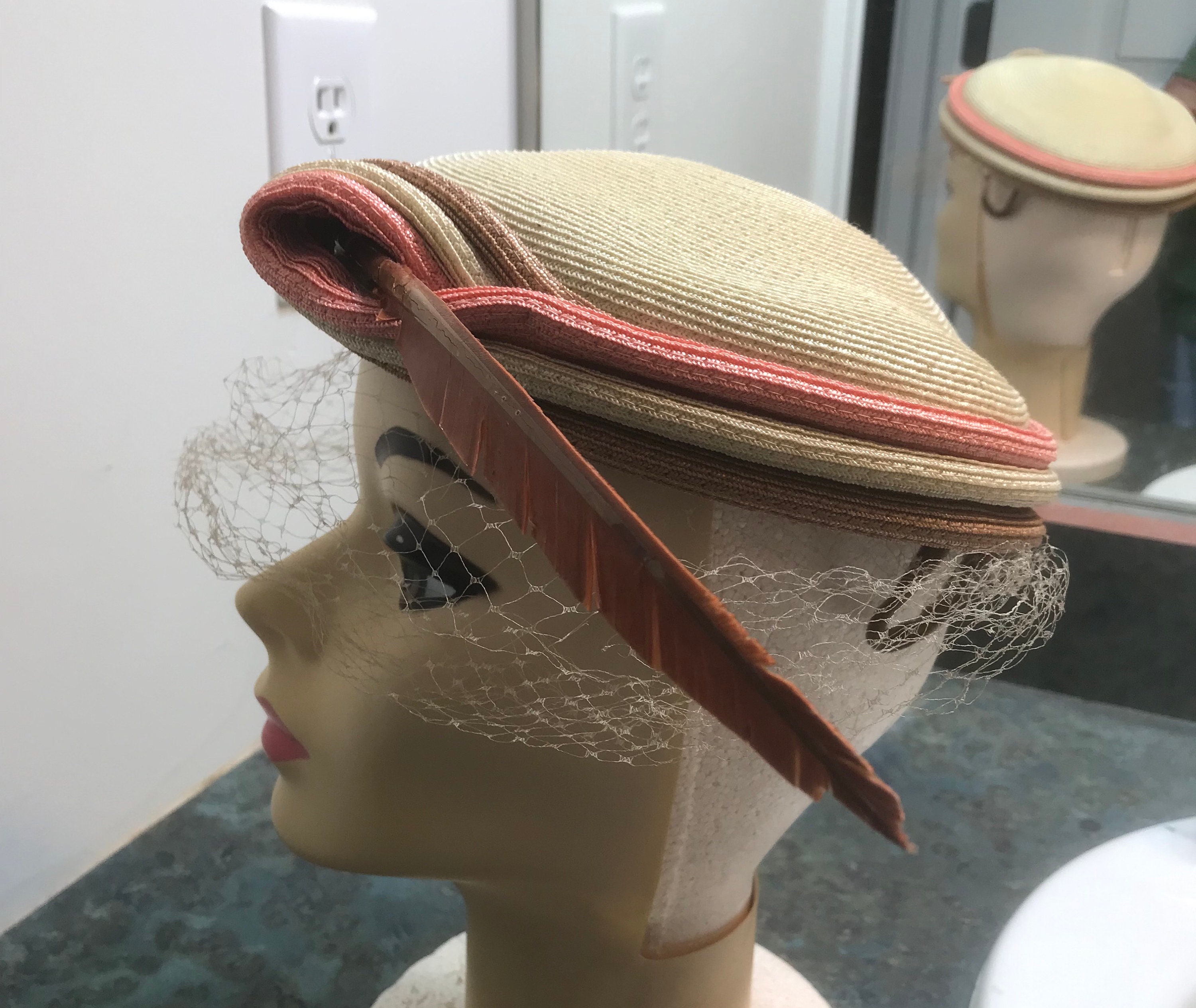 Vintage 1950s Carson Pirie Scott Black Cellophane Straw Pouf Hat Chicago RARE Christmas on Chicago main image 4