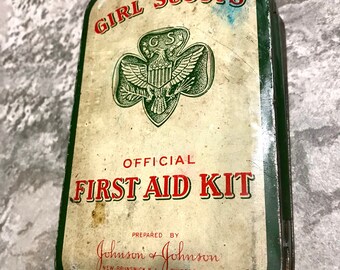 Vintage 1950 Era Girl Scouts Official First Air Kit Johnson & Johnson