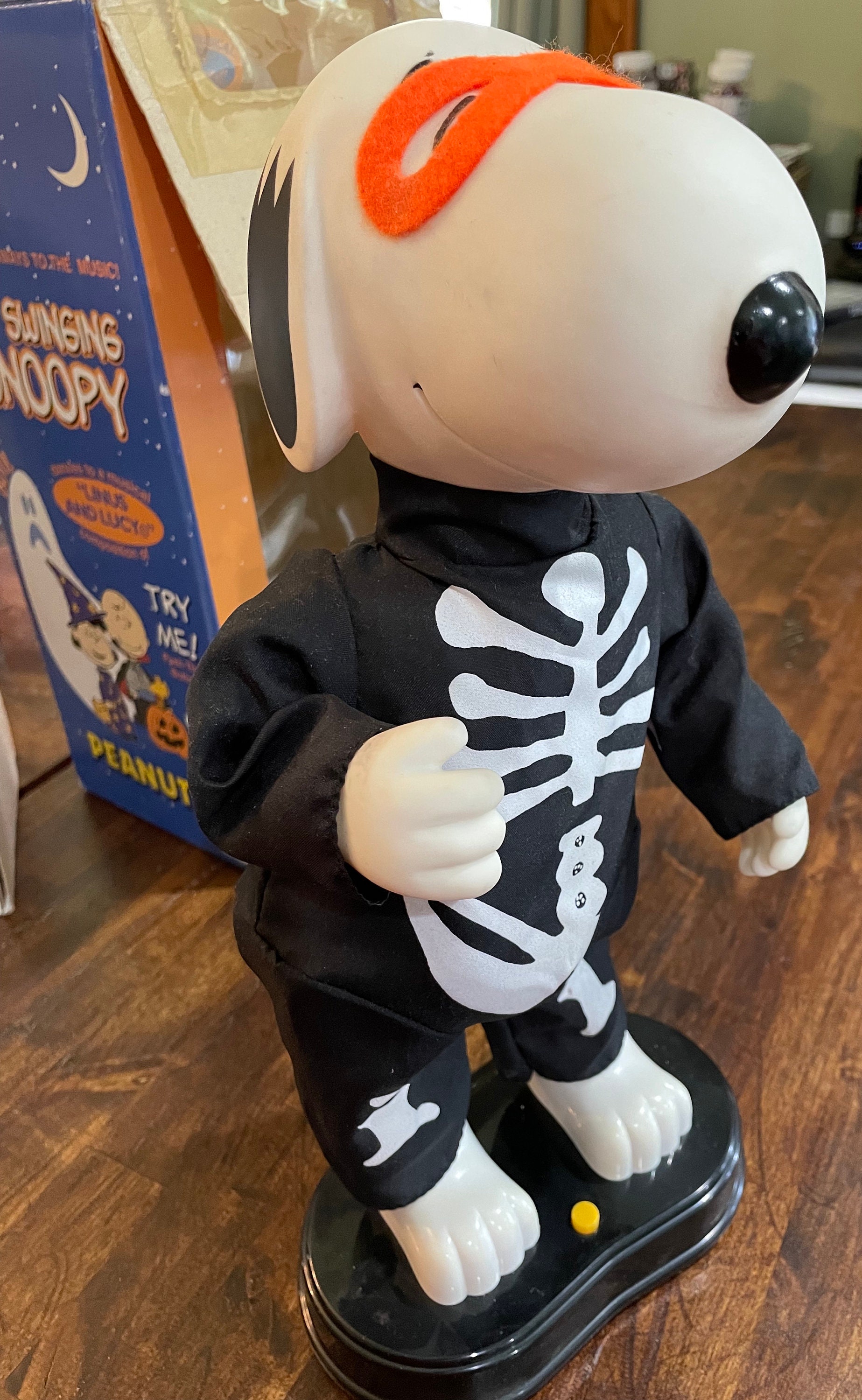 Snoopy Music Box - Etsy