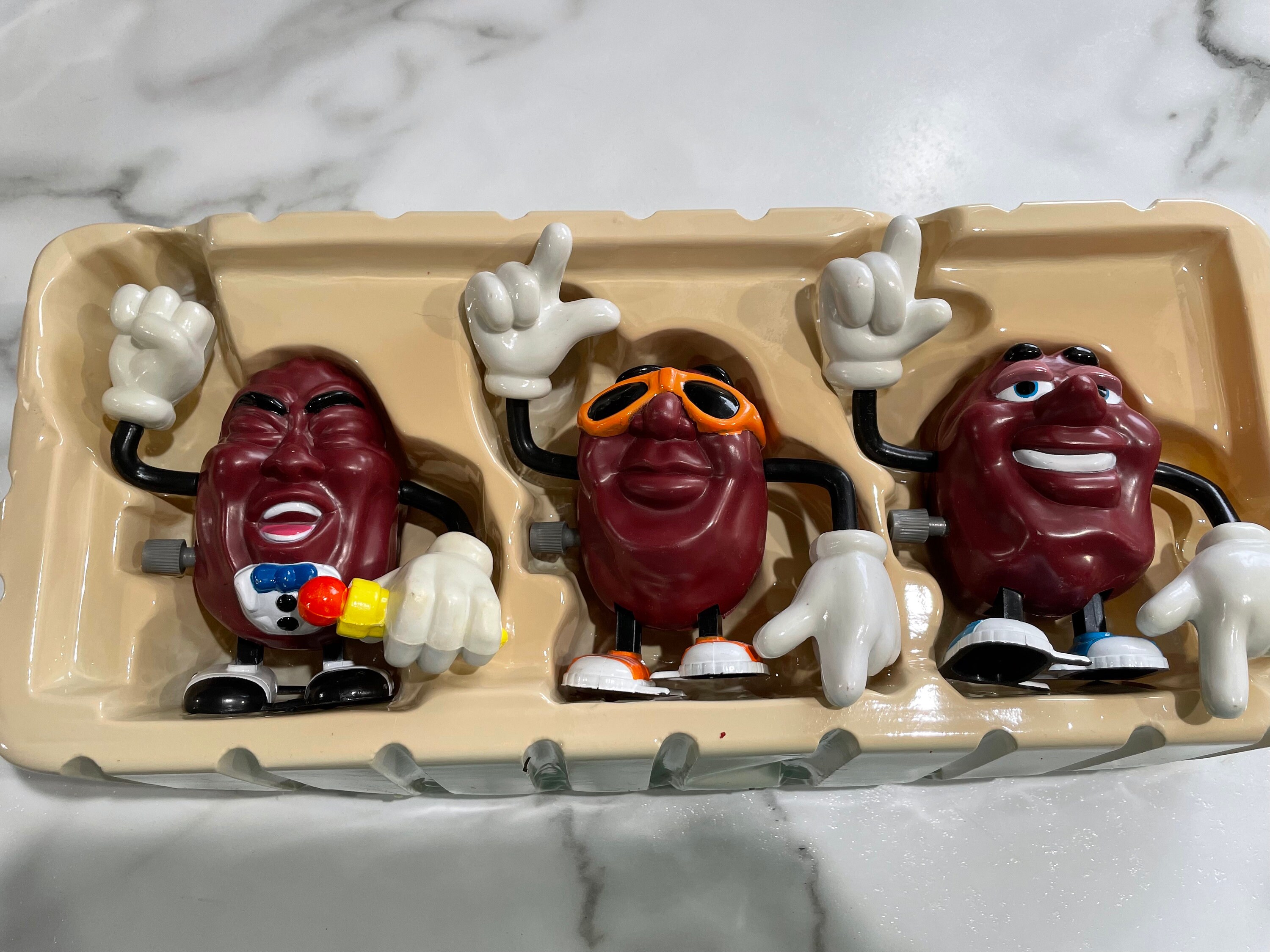 Rare 1988 the California Raisins Wind up Toys in Original