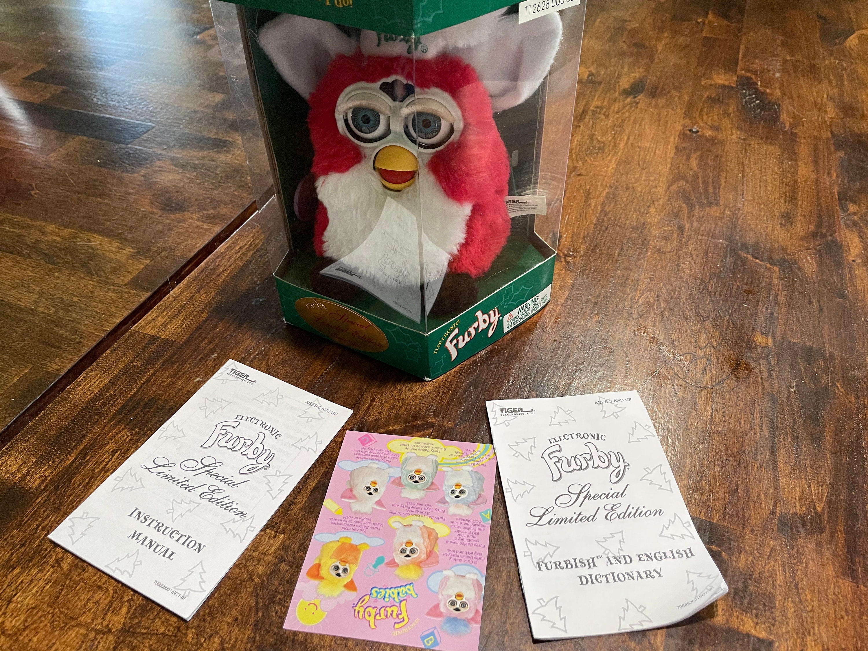 レア Furby サンタ クリスマス限定生産 日本語版 1999年 Furby Christmas limited edition Japanese version Japan Gifts