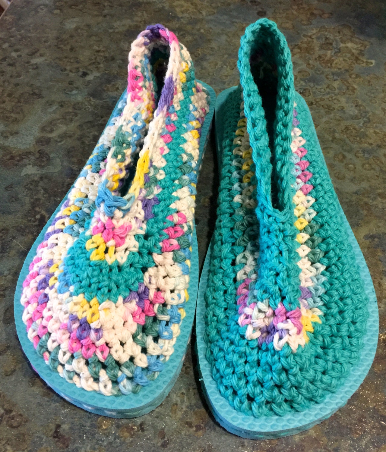temperament Matroos PapoeaNieuwGuinea Handmade Crocheted Slippers With Joe Boxer Flip Flop Rubber - Etsy temperament Matroos PapoeaNieuwGuinea Handmade Crocheted Slippers With Joe Boxer Flip Flop Rubber - Etsy