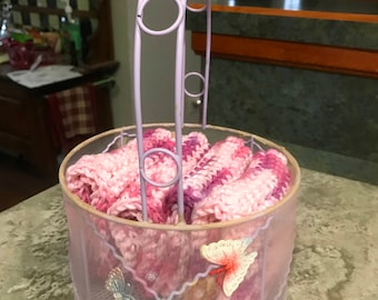 Farmhouse Dishcloths Qty of 4 in a Pink Basket with Butterflies