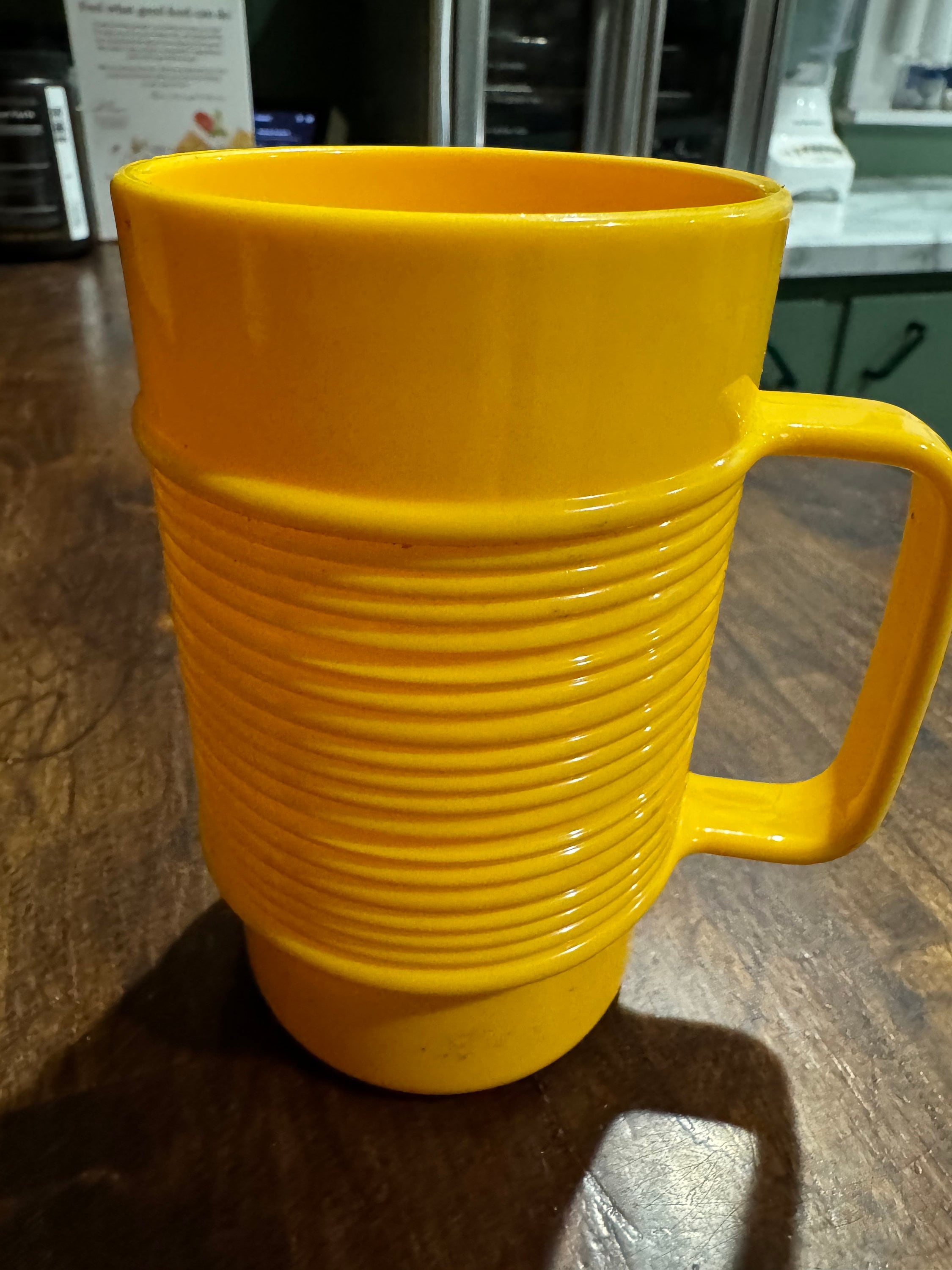 4 Cups - Original VTG Rubbermaid 3- 3819 1 - 3829 Coffee Cup Brown Rust  Yellow