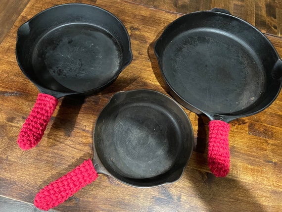 Cast Iron Skillet Hot Pad Handle Covers Qty of 3 red 