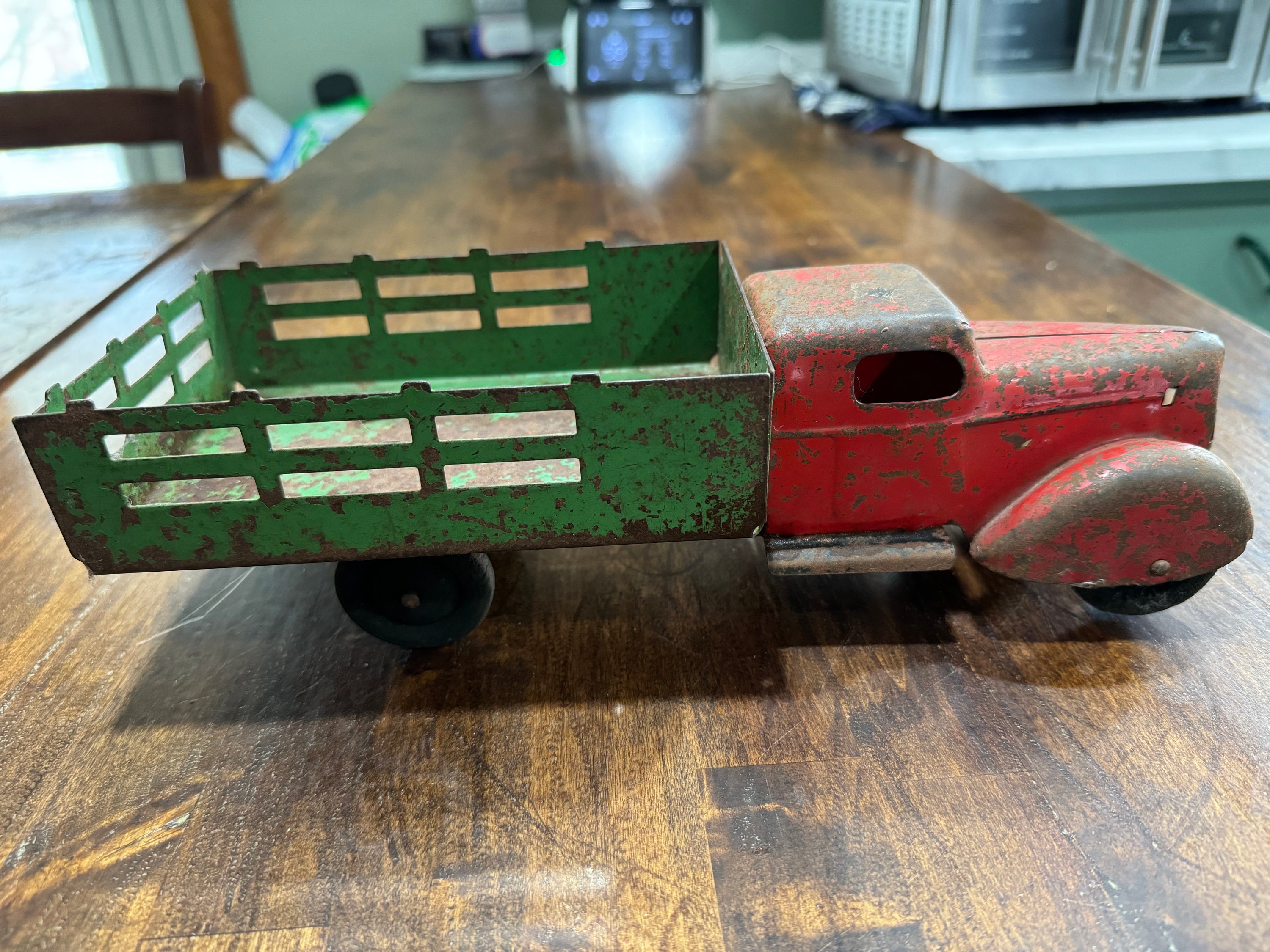 Vintage Wyandotte Pressed Steel Toy Truck