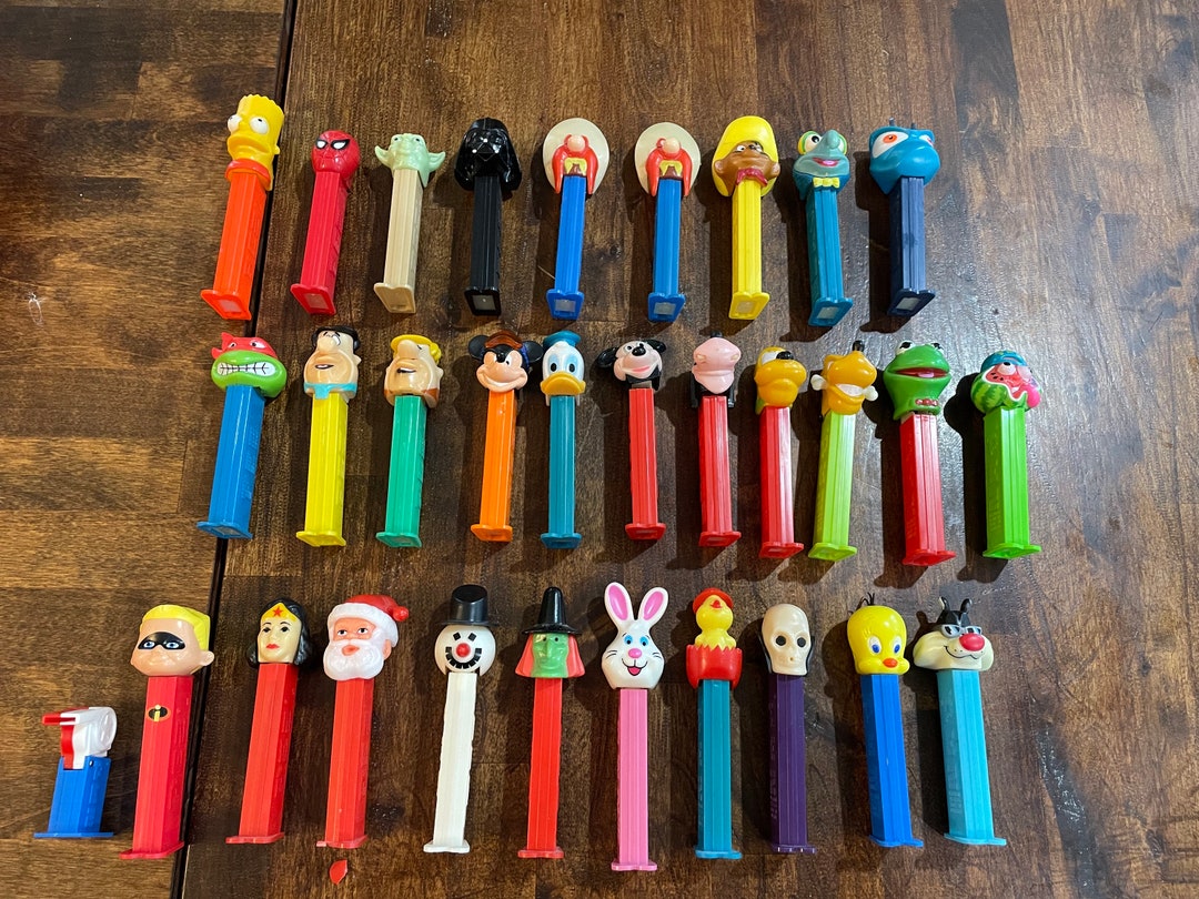 Vintage Pez Candy Dispensers Qty of 31 - Etsy