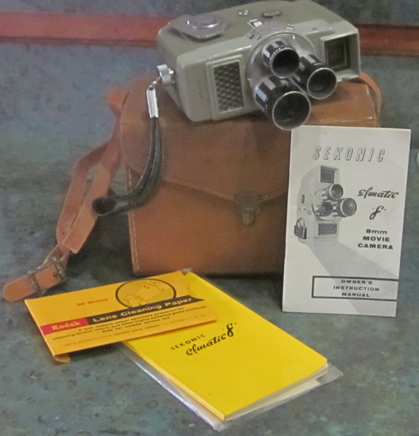 Sekonic Elmatic 8 Mm Film Video Camera With Original Leather Case