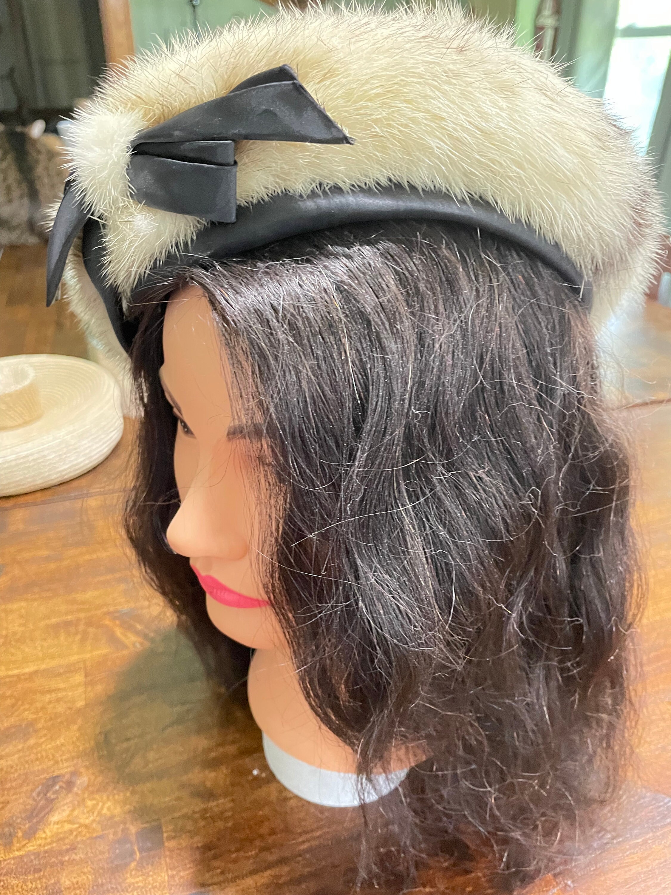 1950 Era Edythe and Marie Fur Cloche Hat - Etsy display picture 3