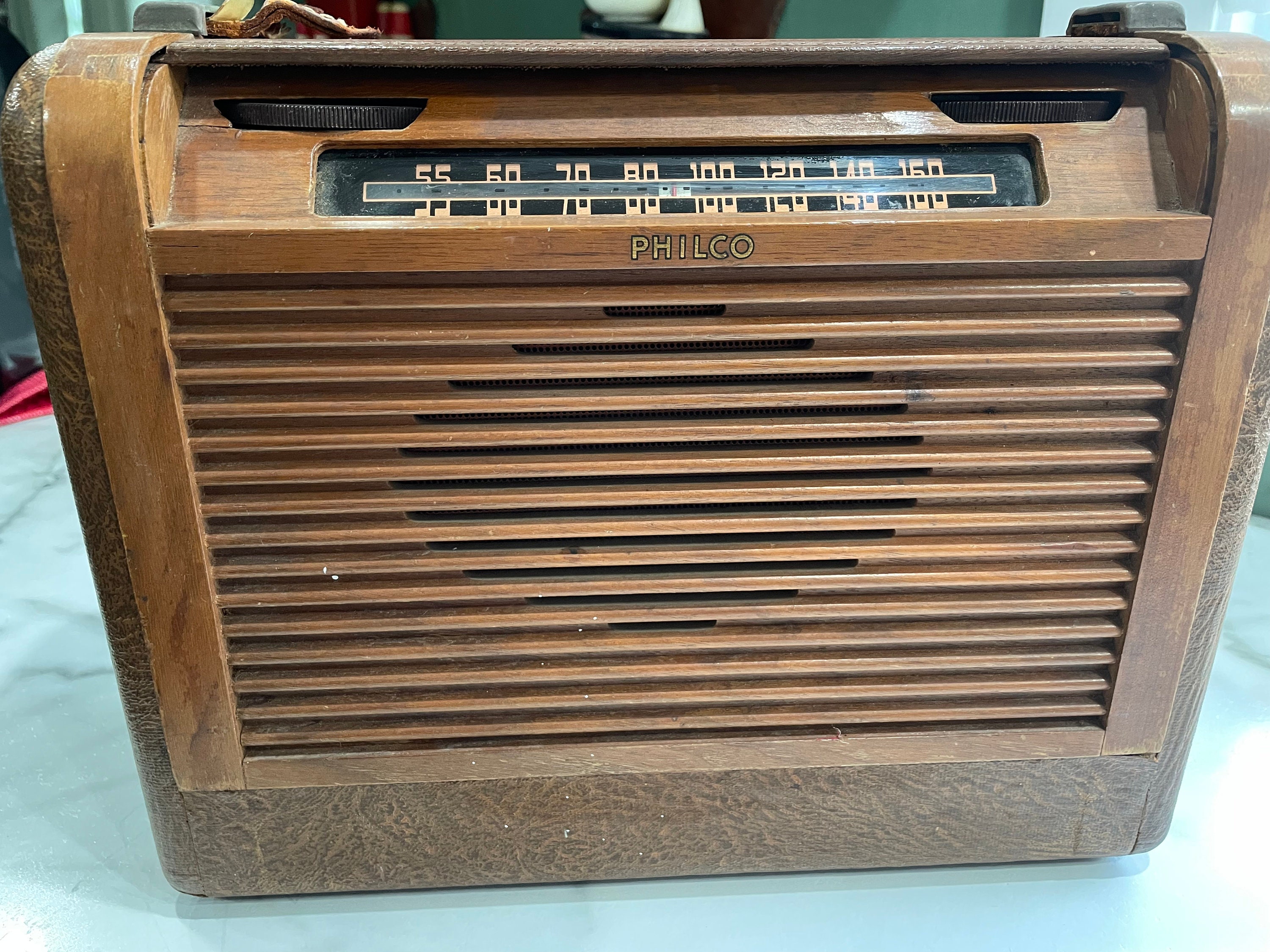 Radio Portátil De Bolsillo Philco Prc38 Dial Fm Am Parlante - PHILCO RADIOS  - Megatone