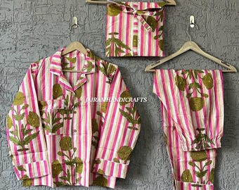 Blommigt bomullspyjamaset: Damdräkt