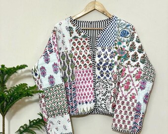 Giacca trapuntata in cotone con patchwork floreale: cappotto reversibile boho