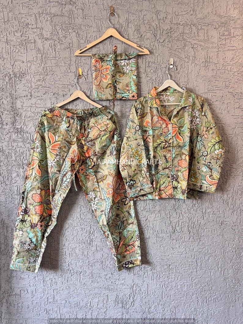 Block Print Cotton Pajama Set: Boho Loungewear with Pouch