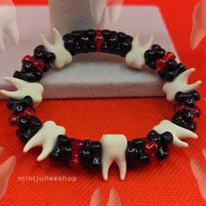 Tooth Bracelet: Creepy Kandi for Horror Lovers