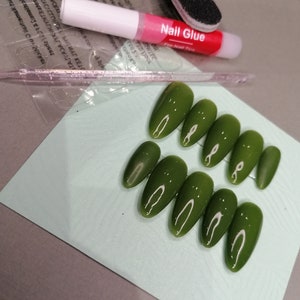 Kit faux ongles _ Vert olive image 3