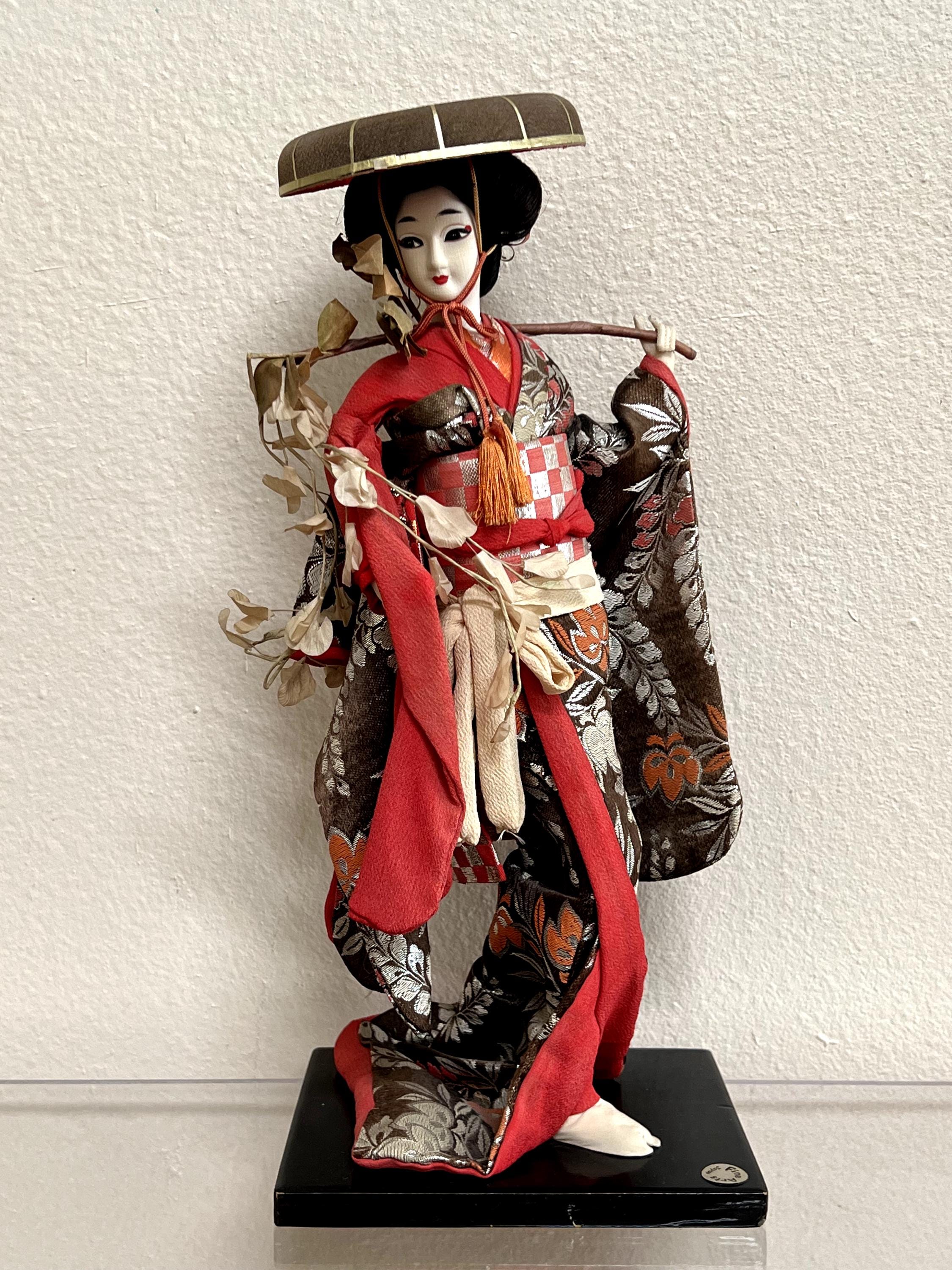 VERY RARE FIND Vintage Japanese Doll, Geisha in Kimono