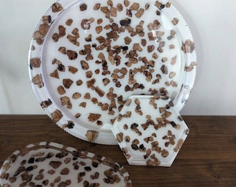 oval tray in bi-material jesmonite and epoxy resin