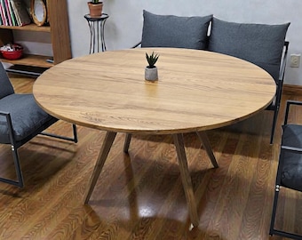 Solid Wood Round Dining Table – Handmade Scandinavian Japandi Kitchen Table – Minimalist Natural Oak Furniture – Tapered Leg Dining Table